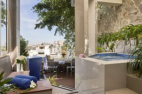 The Wind Resort - Tropical Hillside Escape