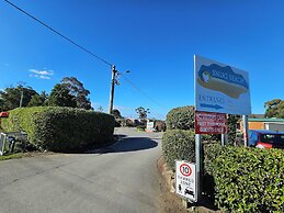 Snug Beach Cabin And Caravan Park