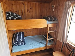 Snug Beach Cabin And Caravan Park