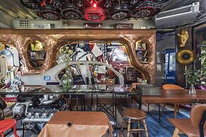 MeStyle Garage Hotel Bangkok