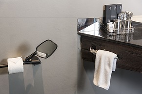 MeStyle Garage Hotel Bangkok