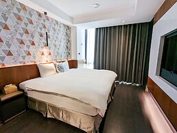 CHECK inn Taichung Zhongshan