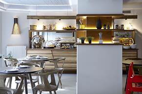 Apollon Library Suites