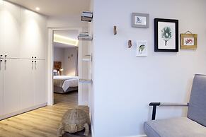 Apollon Library Suites