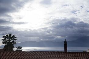 Apollon Library Suites