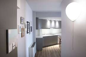 Apollon Library Suites