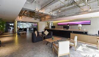 City Inn OCT Loft Branch