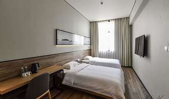 City Inn OCT Loft Branch