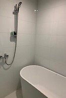 City Inn OCT Loft Branch