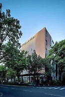 City Inn OCT Loft Branch