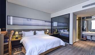 City Inn OCT Loft Branch