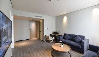 City Inn OCT Loft Branch