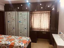 Ocean Waves Mom's Guest House