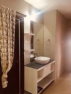 Ocean Waves Mom's Guest House