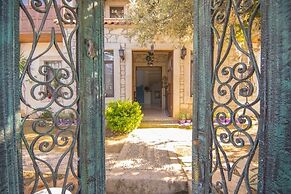 Aisem By Hire Alacati