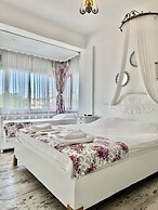 Aisem By Hire Alacati