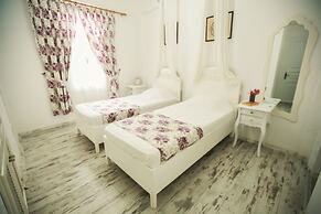 Aisem By Hire Alacati