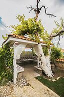 Aisem By Hire Alacati