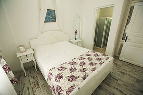 Aisem By Hire Alacati