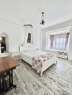 Aisem By Hire Alacati