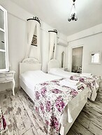 Aisem By Hire Alacati