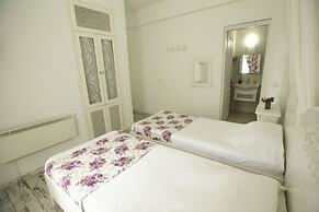 Aisem By Hire Alacati