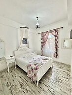 Aisem By Hire Alacati