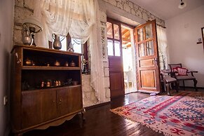 Aisem By Hire Alacati