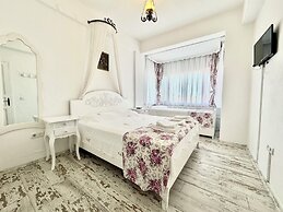 Aisem By Hire Alacati