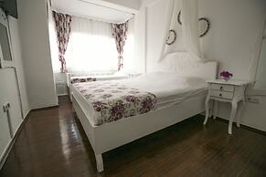 Aisem By Hire Alacati