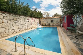 Aisem By Hire Alacati