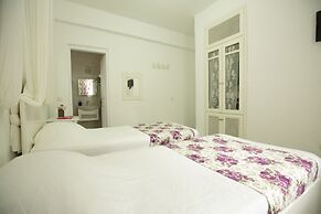 Aisem By Hire Alacati