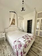 Aisem By Hire Alacati