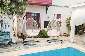 Aisem By Hire Alacati