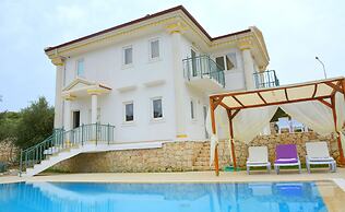 Soral Villa