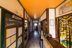 Guesthouse Asobi Factory - Hostel