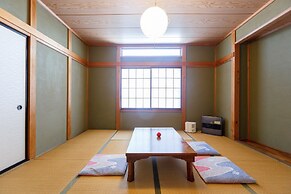 Guesthouse Asobi Factory - Hostel