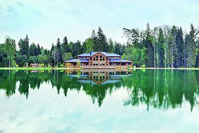 Eco-hotel Izumrudniy les