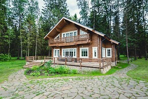 Eco-hotel Izumrudniy les