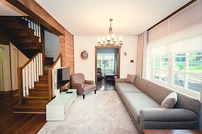 Eco-hotel Izumrudniy les