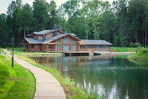 Eco-hotel Izumrudniy les