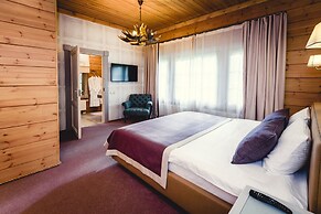 Eco-hotel Izumrudniy les