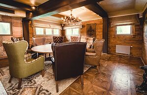 Eco-hotel Izumrudniy les