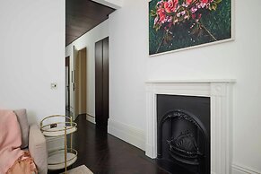 The Moorgate by Cove