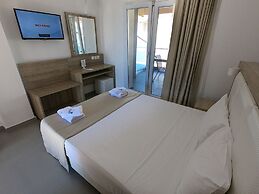 Finikas Garden Beach Resort Nikiti