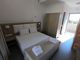 Finikas Garden Beach Resort Nikiti