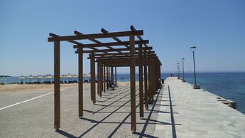 Finikas Garden Beach Resort Nikiti