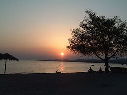 Finikas Garden Beach Resort Nikiti