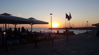 Finikas Garden Beach Resort Nikiti