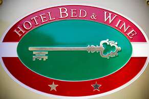 Hotel Bed & Wine